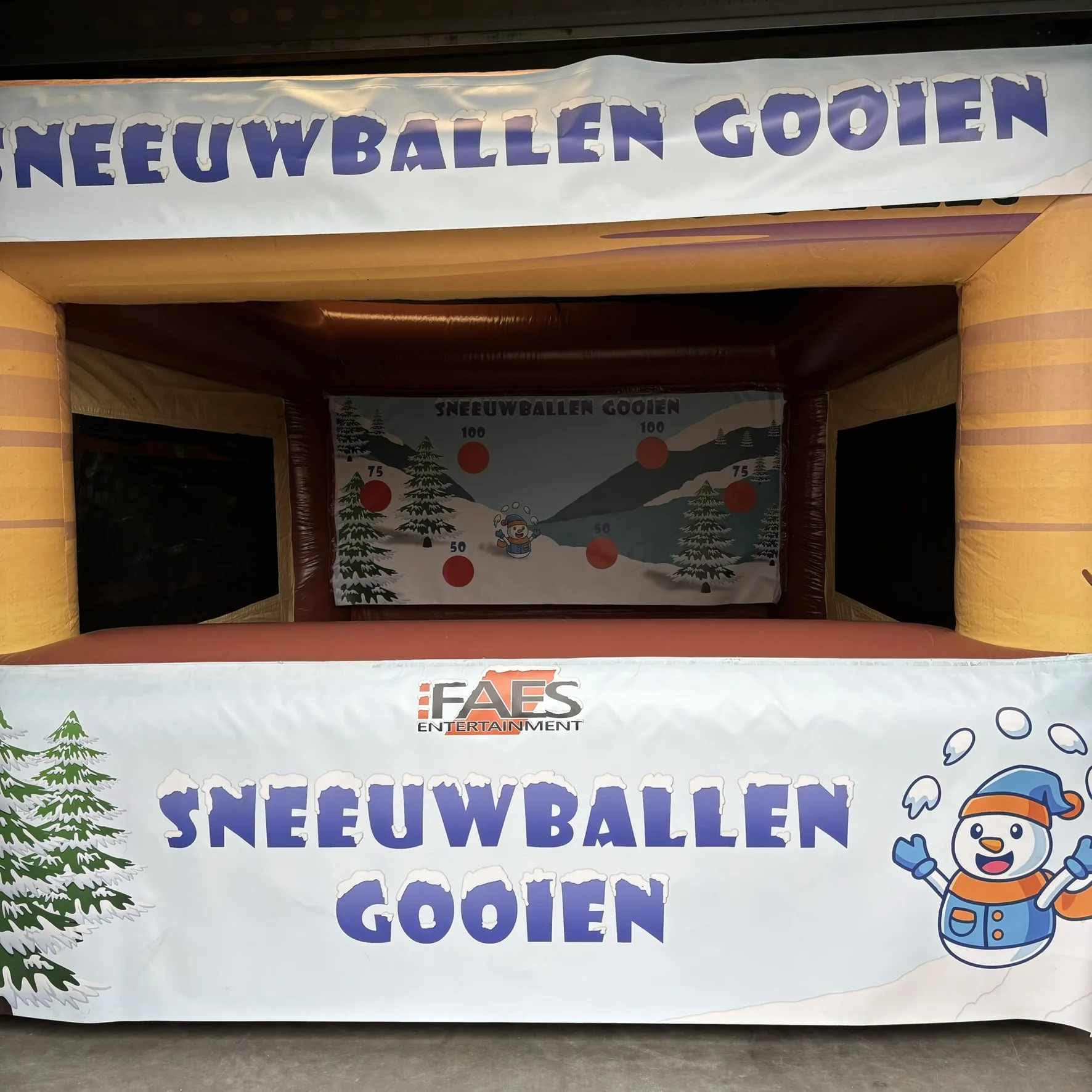 Sneeuwballen gooien (opblaasbaar)